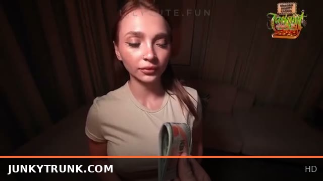 Cash-Strapped Pizza Girl Gets a Hard Fuck for Money