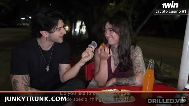Amazing Tongue Tricks with a Big Booty Star